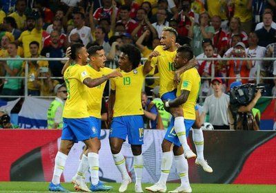 巴西胜哥斯达黎加，成功突破四分之一
